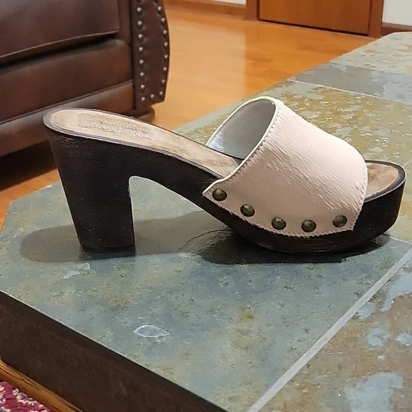 Jeffrey Campbell - Dlight-F Pink Calf Hair Riveted Platform Sandals Womens - 9M - Picture 4 of 13